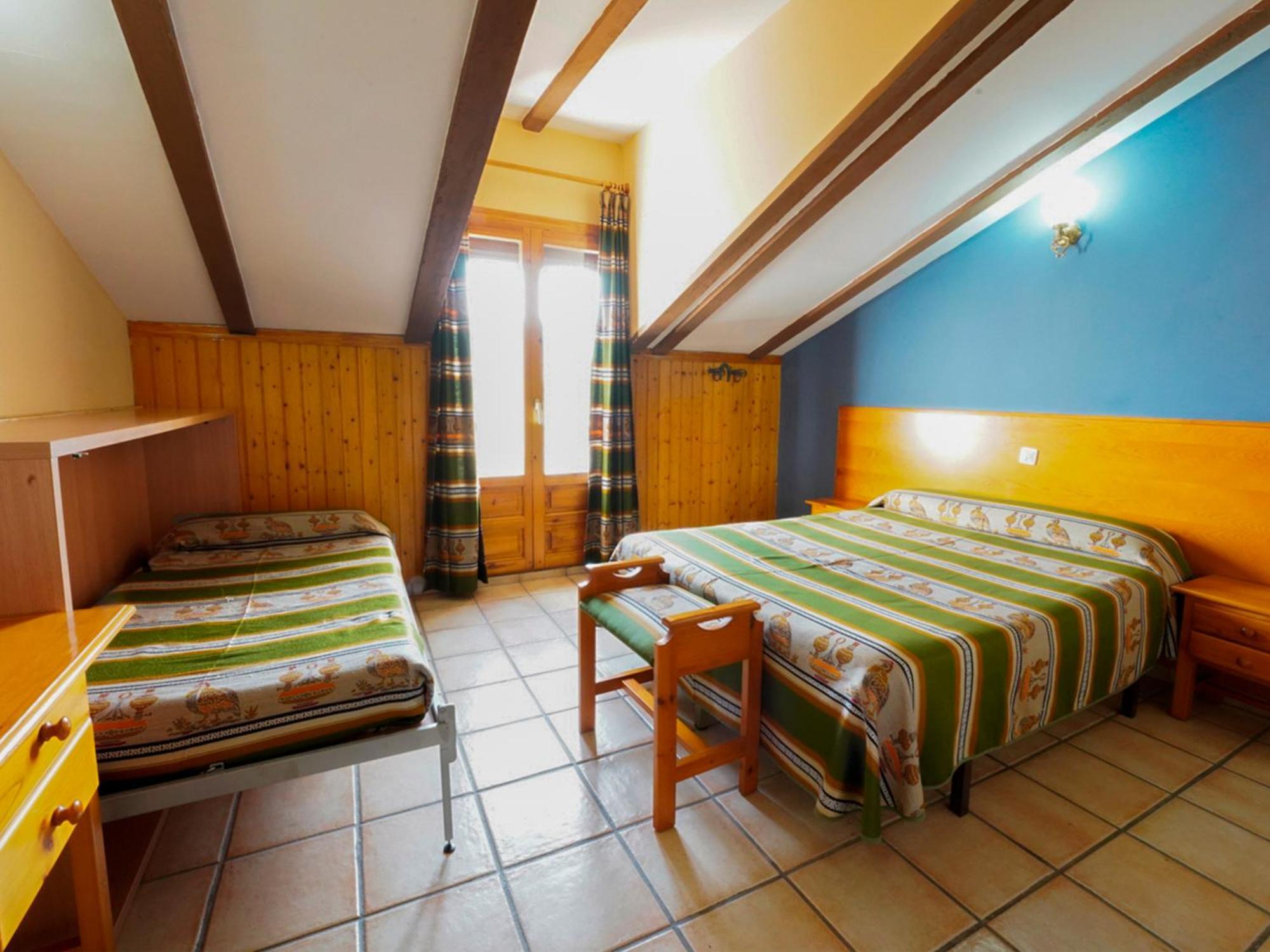Hotel La Rueda 3000 Мора-де-Рубьелос Экстерьер фото