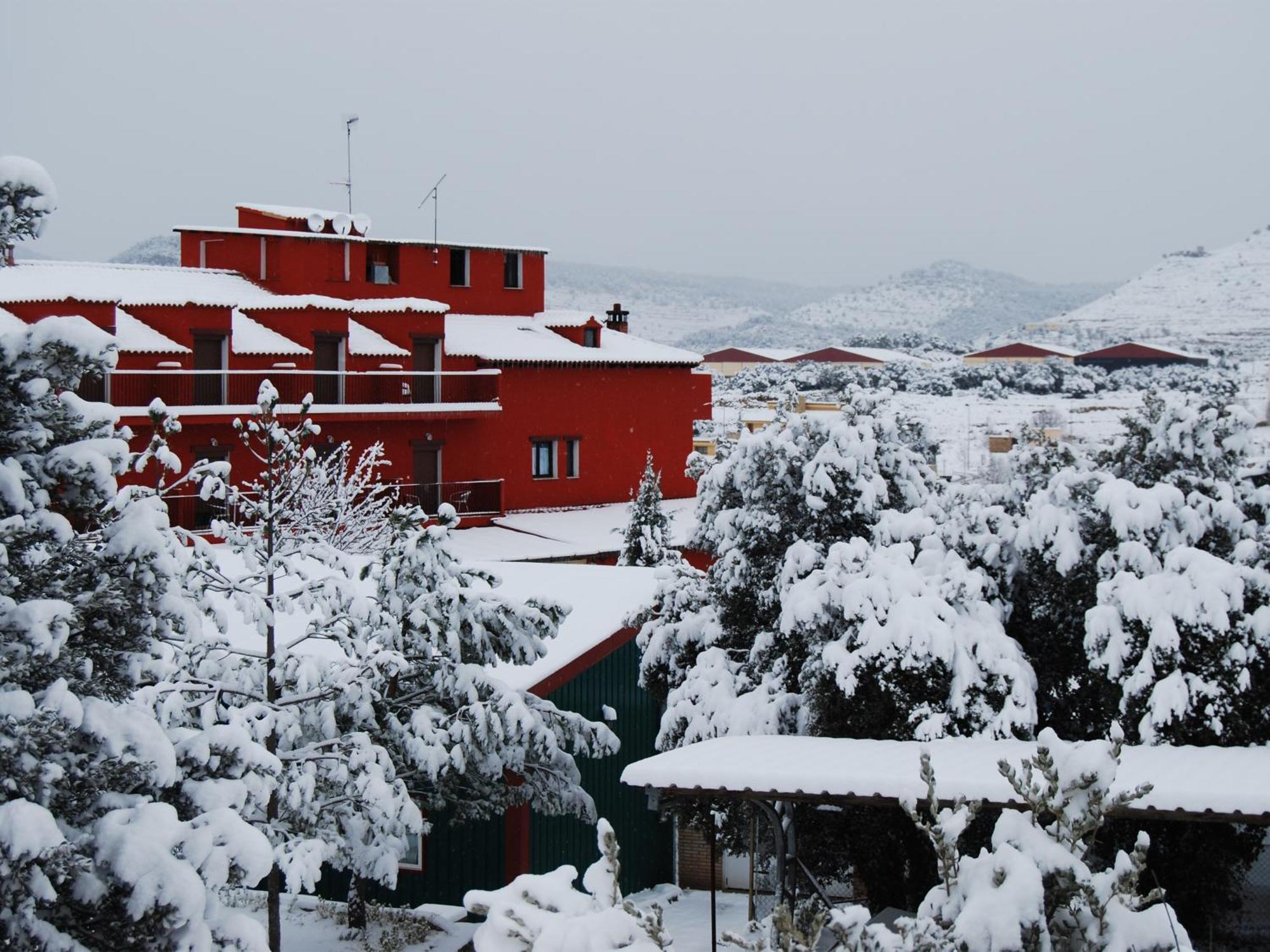 Hotel La Rueda 3000 Мора-де-Рубьелос Экстерьер фото