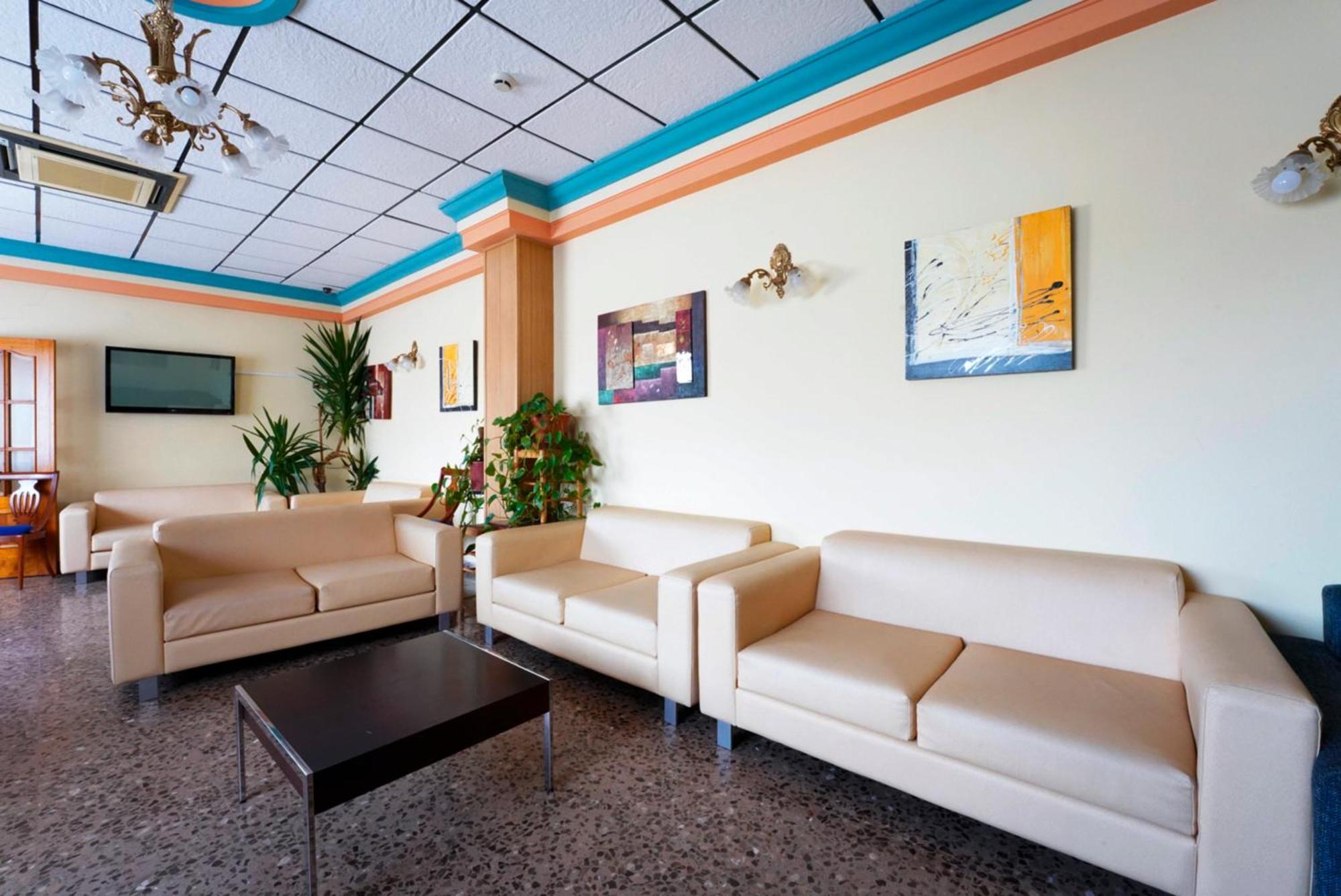 Hotel La Rueda 3000 Мора-де-Рубьелос Экстерьер фото