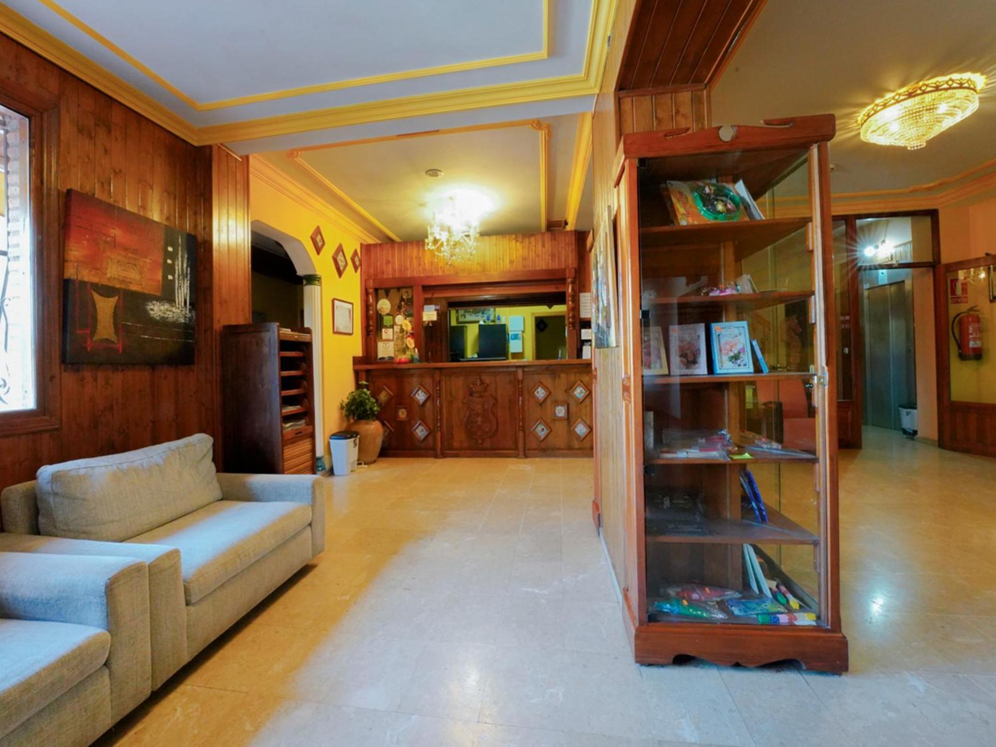 Hotel La Rueda 3000 Мора-де-Рубьелос Экстерьер фото