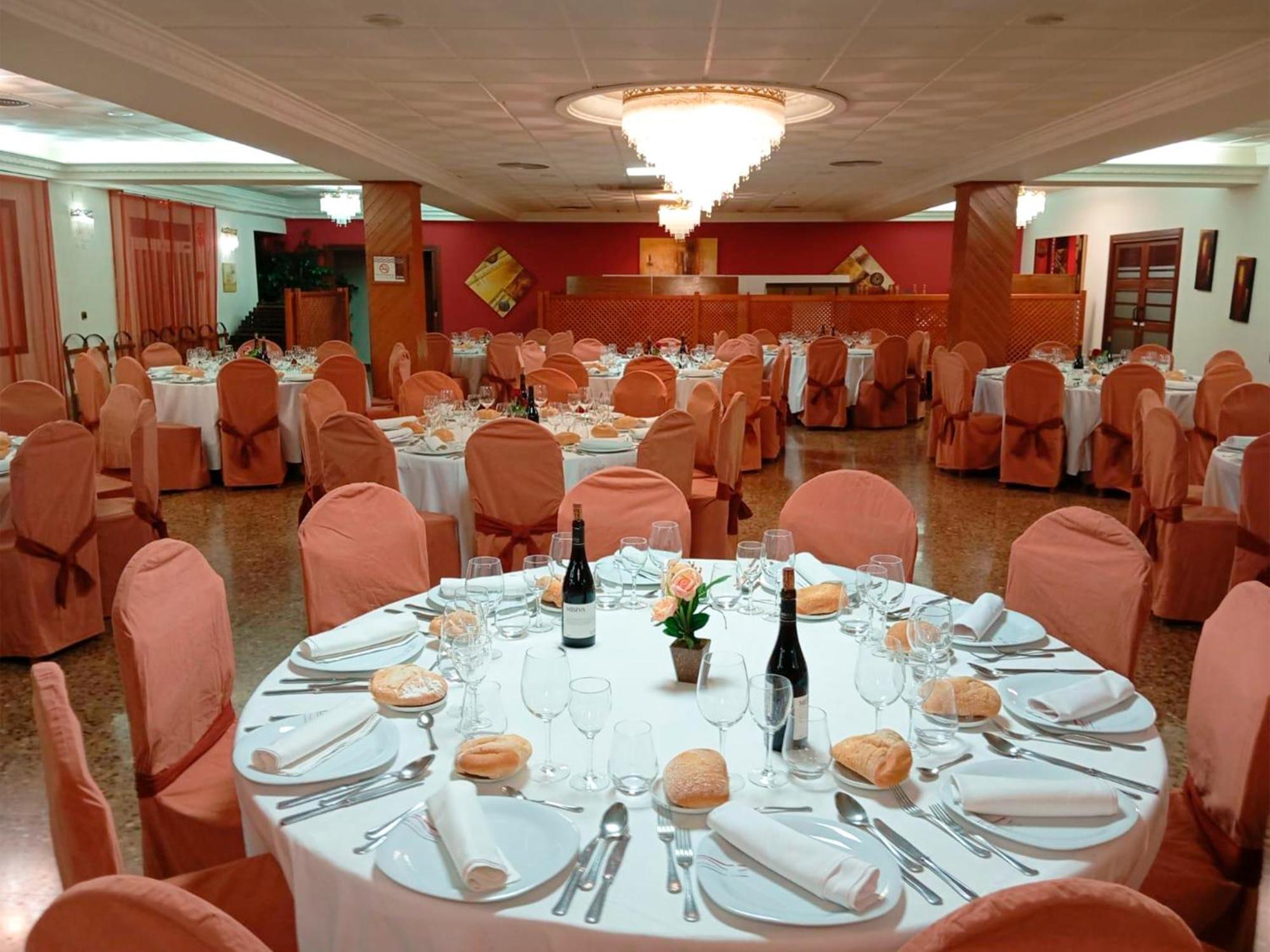 Hotel La Rueda 3000 Мора-де-Рубьелос Экстерьер фото